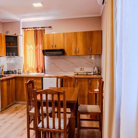 Bejart Apartment 5 Tiranë Ngoại thất bức ảnh