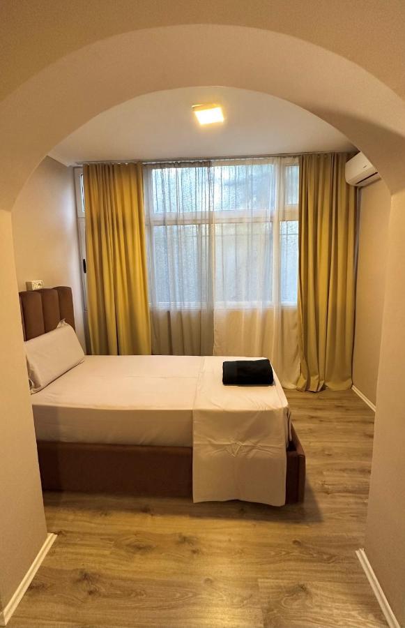Bejart Apartment 5 Tiranë Ngoại thất bức ảnh